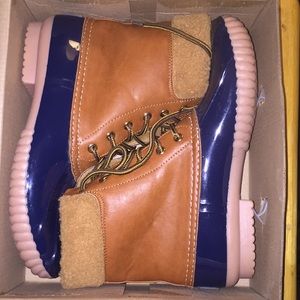 Avanti Navy/Brown Sz 10 Winter/Rain Boots